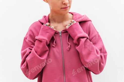 Preview: Model in pink jacket