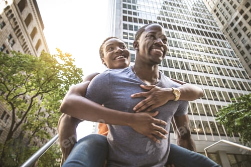 Aperçu: Couple of lovers outdoors