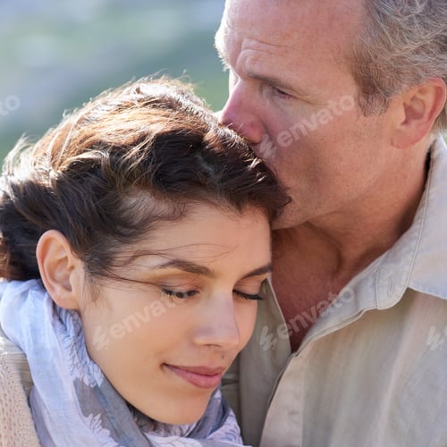 Preview: She appreciates his support and love