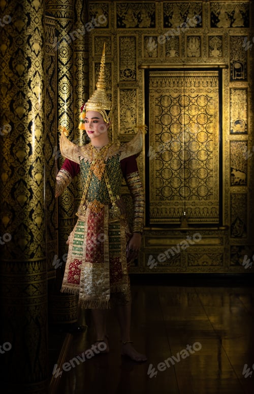 Preview: Khon, Is a classical Thai dance in mask. Except for this characters who weren't wearing masks
