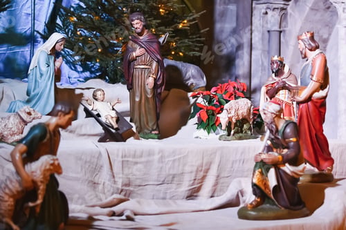 Preview: Christmas creche with Joseph Mary and Jesus