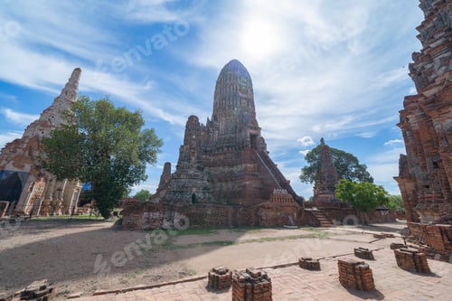 Preview: Old ruins of a ancient temple in Phra Nakhon Si Ayutthaya province, Thailand