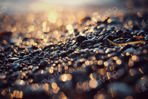 Preview: rocks sparkling during the golden hour