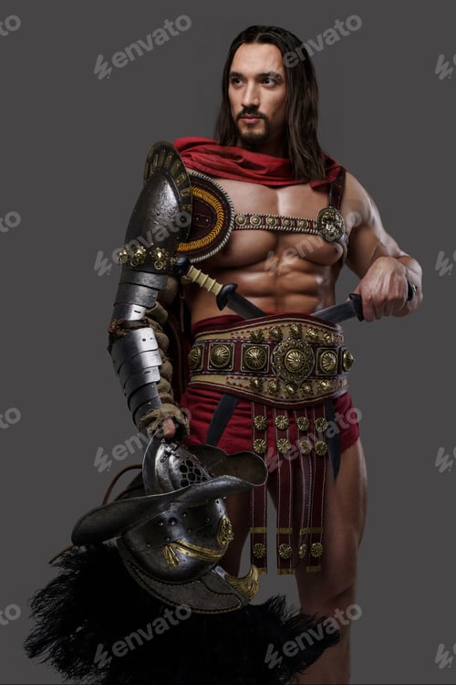 Preview: Gladiator with a stylish beard wears lightweight intricate armor