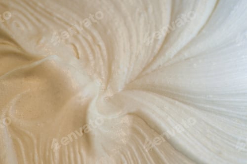 Preview: Textured whipped cake batter