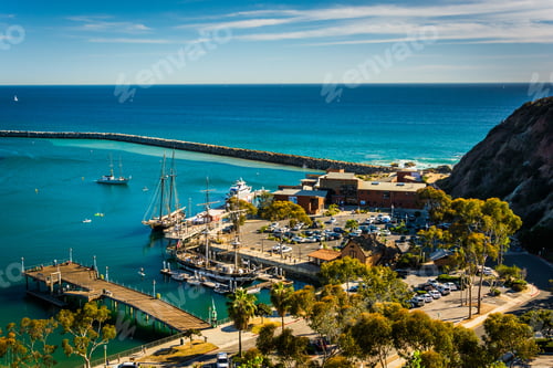 Preview: View Of The Harbor From Ken Sampson Overlook Park In Dana Point, California.