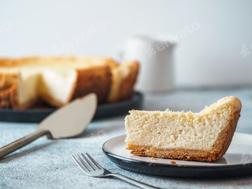 Preview: Classic Cheesecake on table, copy space