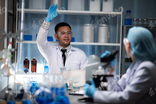 Preview: Scientific researchers team are working in the laboratory