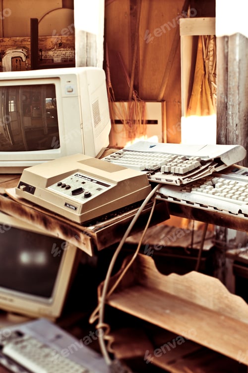 Preview: Old Computers in Storage