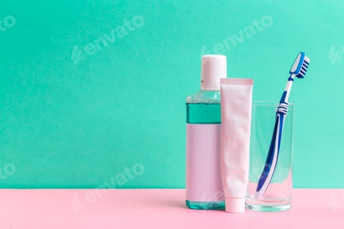 Preview: mouthwash and toothbrush for healthy care oral cavity