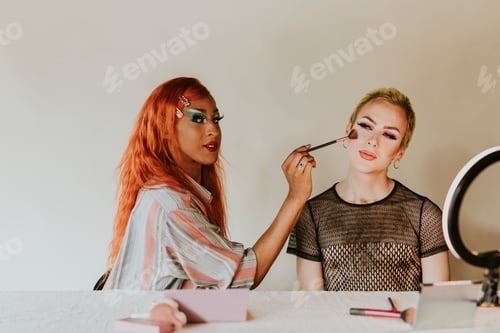 Preview: Show artist applying makeup tutorial video, beauty blogger