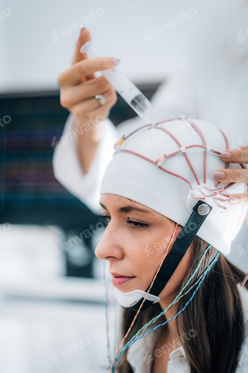 Preview: Neuroscience Lab, EEG Scanning