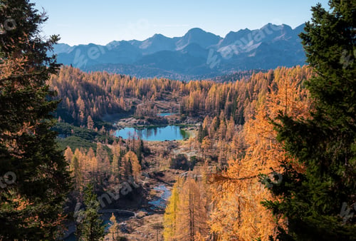 Preview: Autumn in the mountains
