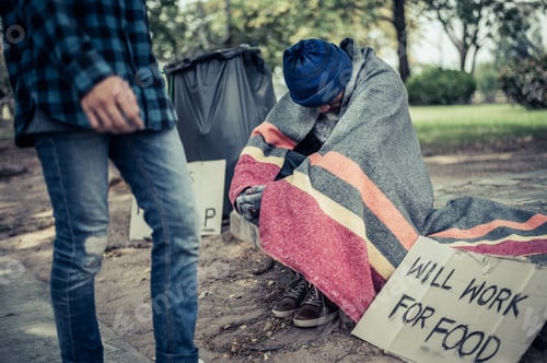 Preview: Beggars wrapped in cloth and then put on a hat and sat down beside the street someone gave money.