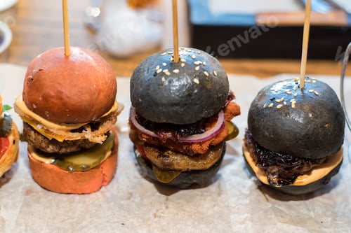 Preview: Homemade minihamburgers with black buns