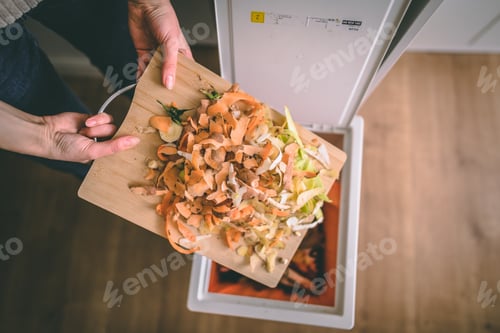 Preview: Garbage from vegetables