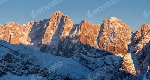 Preview: Sunset in the mountains