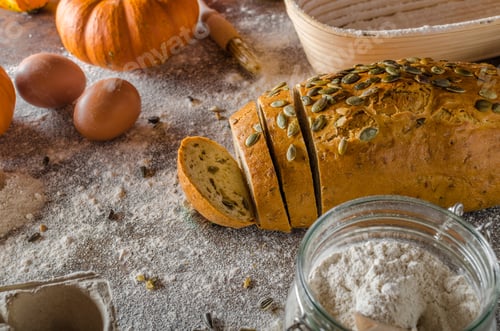 Preview: Homemade pumpkin bread