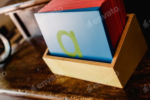 Preview: Reading and writing cards in a method montessori school.