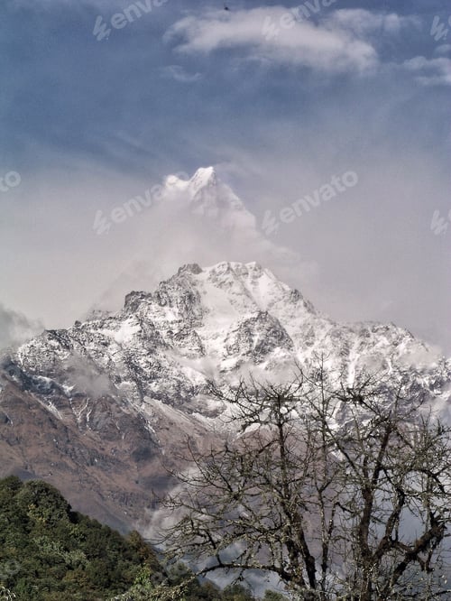 Preview: Machupachere coming out of the clouds