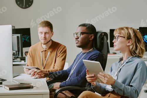 Preview: Young IT Specialists Working On New Software