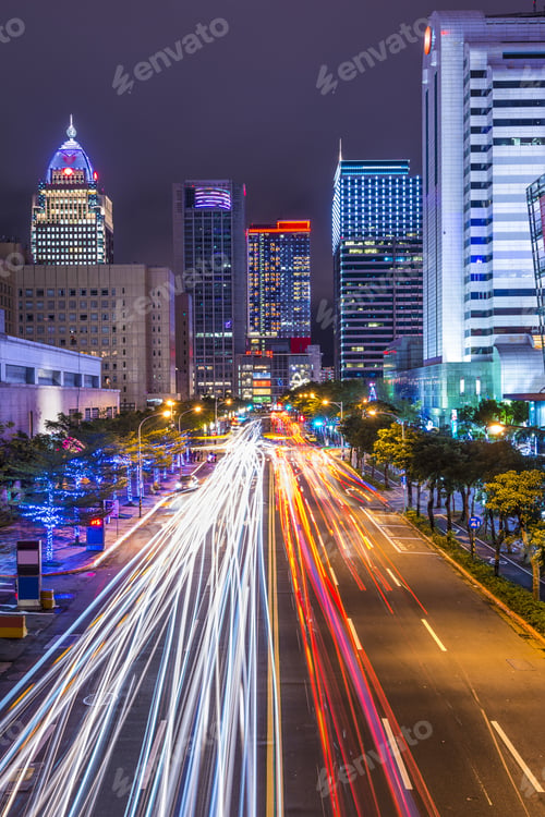 Preview: Taipei, Taiwan Cityscape In The Xinyi District.
