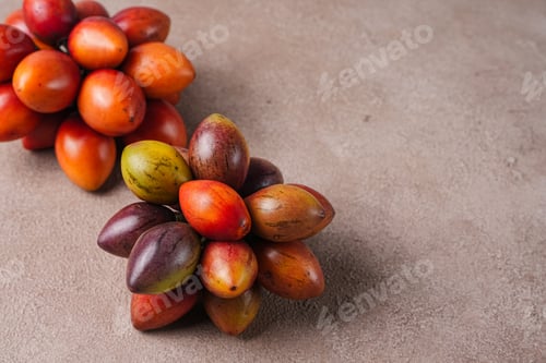 Preview: tamarillo fruit