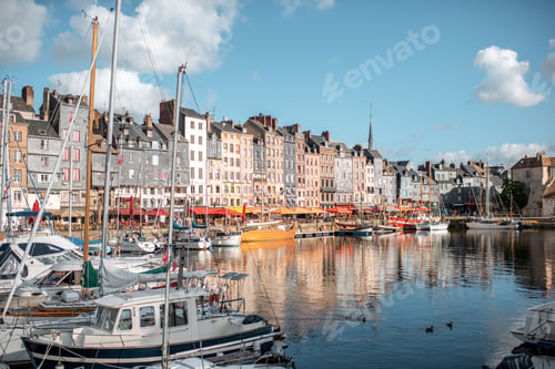 Preview: Harbour in Honfleur town, France