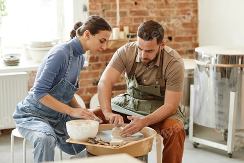Preview: Couple in Pottery Studio