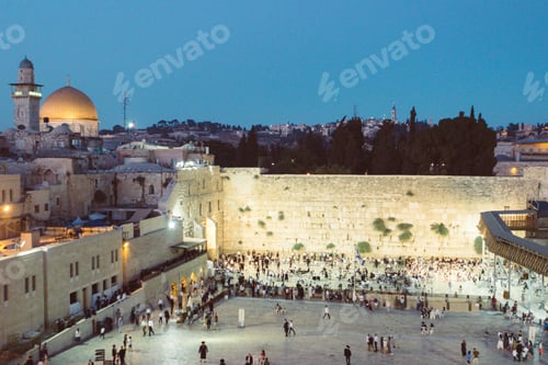 Preview: Western Wall at night, beautiful religious holy place in Jerusalem Israel