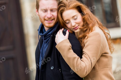 Preview: Young couple