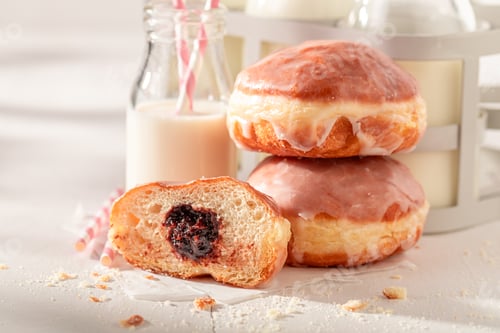 Preview: Traditionally doughnuts ready to eat in kitchen.