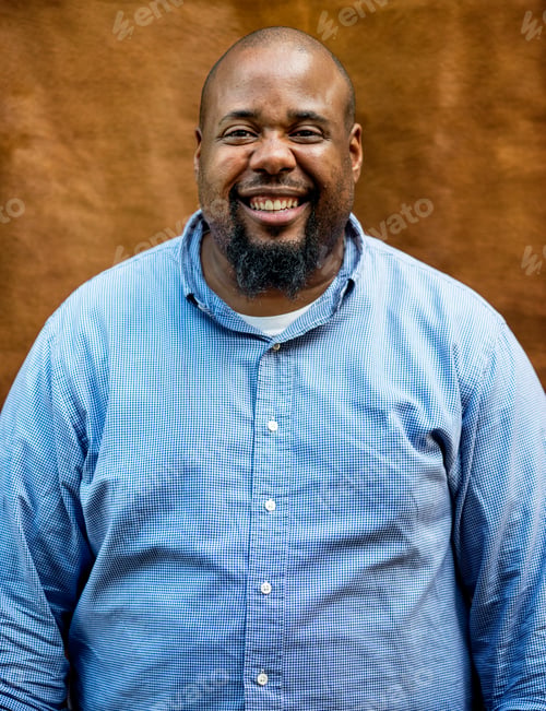 Preview: Portrait of a cheerful man