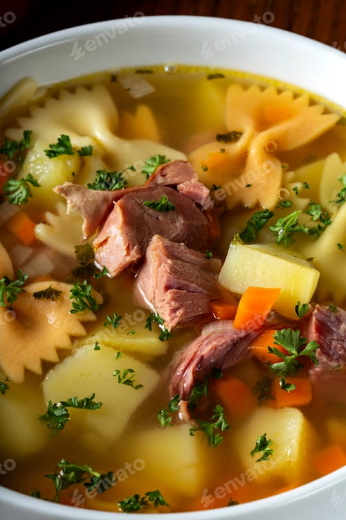 Preview: Soup with smoked meat
