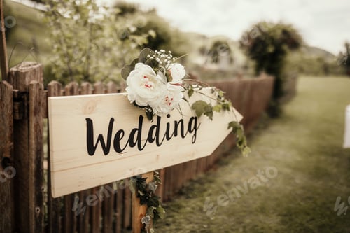Preview: Vintage wedding sign. Handmade wooden board with the inscription Wedding