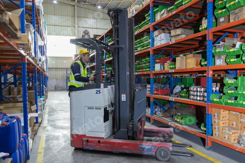 Preview: Store clerks inspect products, warehouses, industrial and logistics supply chains.