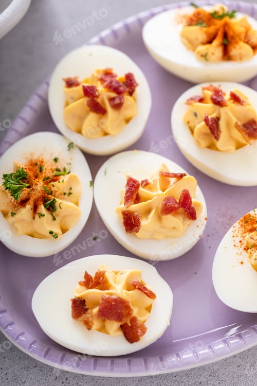 Preview: Deviled eggs with paprika and bacon, appetizer idea