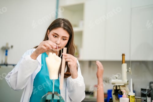 Preview: Women in business at work place, Business woman.