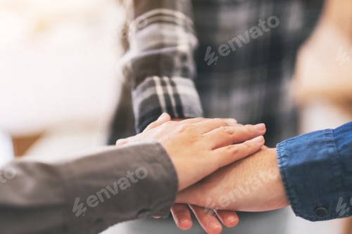 Preview: Businessman putting their hands together in the meeting