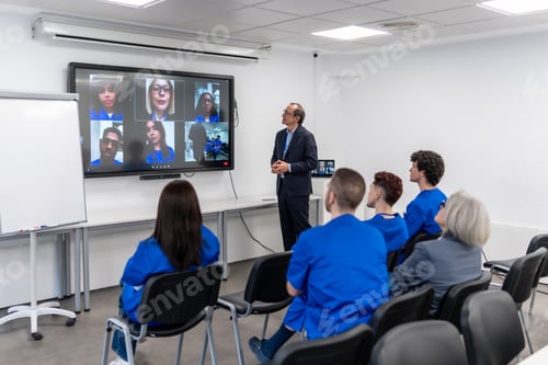 Preview: Medical professionals participating in a hybrid training session