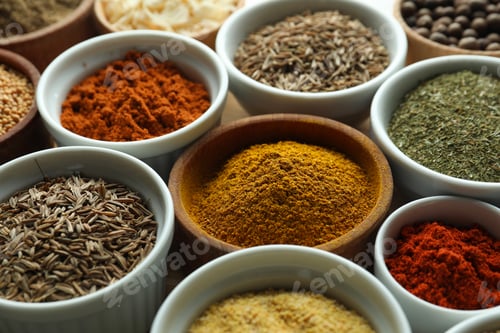 Preview: Set of different spices in sauce bowls