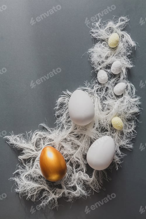 Preview: Easter zero waste, environmentally friendly gift wrapping kraft paper, eggs in a basket, gift basket