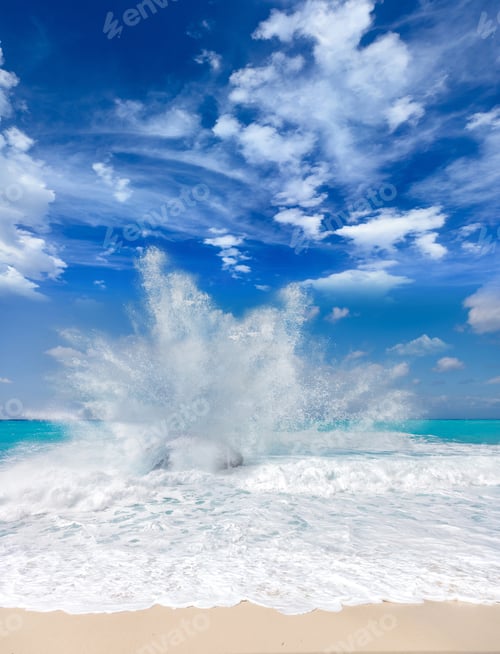 Preview: wild beach of the island of Lefkas in Greece