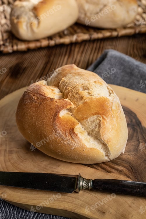 Preview: Fresh bread for breakfast.