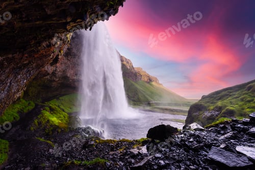 Preview: Sunrise on Seljalandfoss waterfall