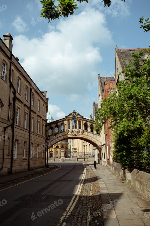 Preview: View of Hertford Bridge