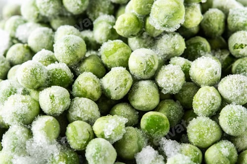 Preview: Frozen green peas background