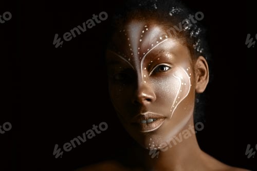 Preview: Art photo of Africal woman with tribal ethnic paintings on her face