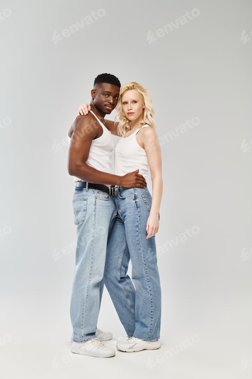 Preview: Ethereal duo captured in harmony