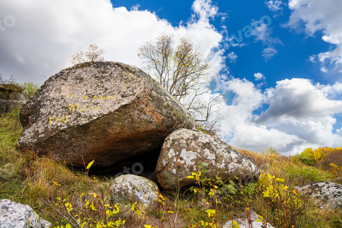 Preview: Huge deposits of stone minerals in a clearing bathed in warm sun